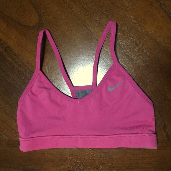 Reversible Nike sports bra with spaghetti strap - Picture 2 of 7